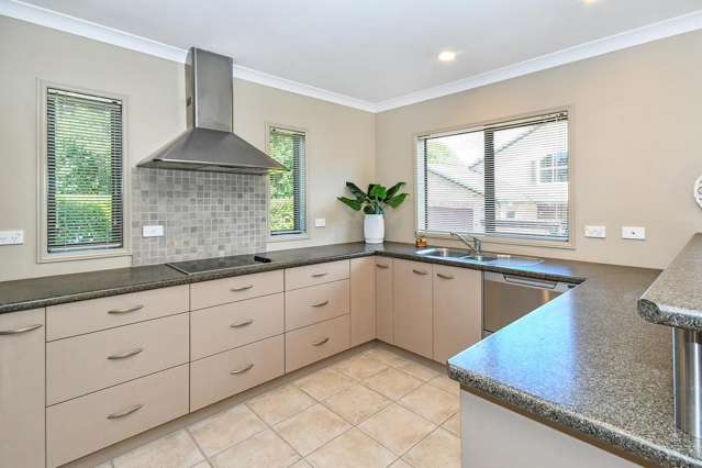 150 Charles Prevost Drive The Gardens_2