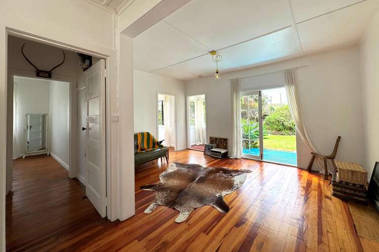 1059 Pouewe Street Kawhia_10