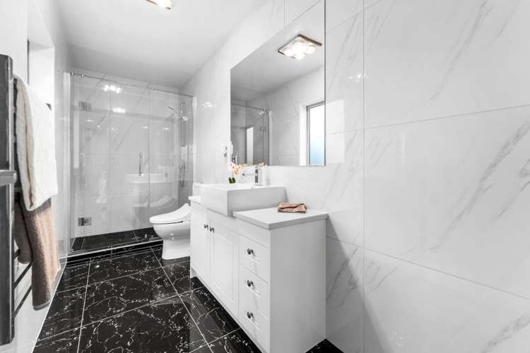 6 Cahir Place Flat Bush_24