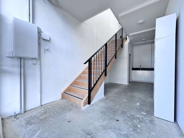 42/3 Pacific Rise Mount Wellington_1