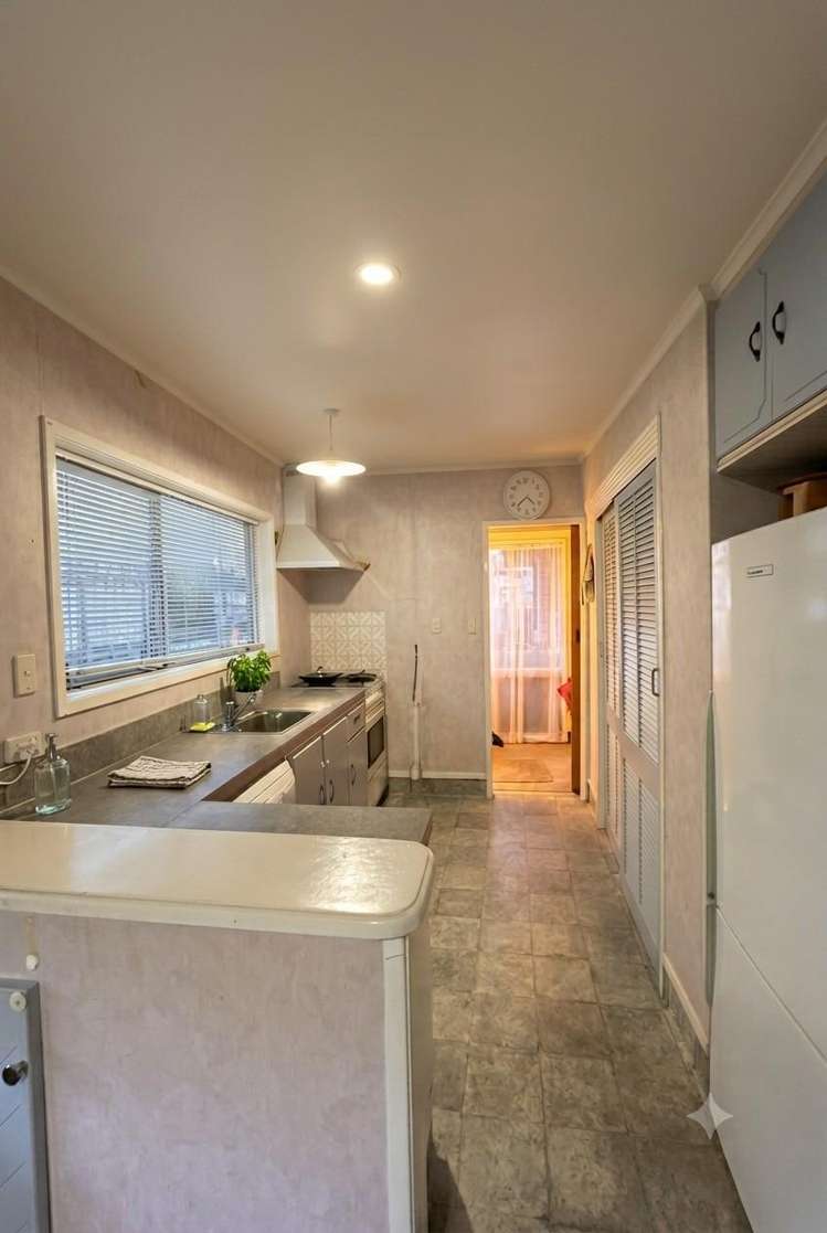  21 Mayfair Place Westown_5