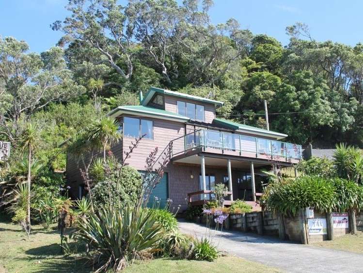 82 Ocean Beach Road Tairua_0