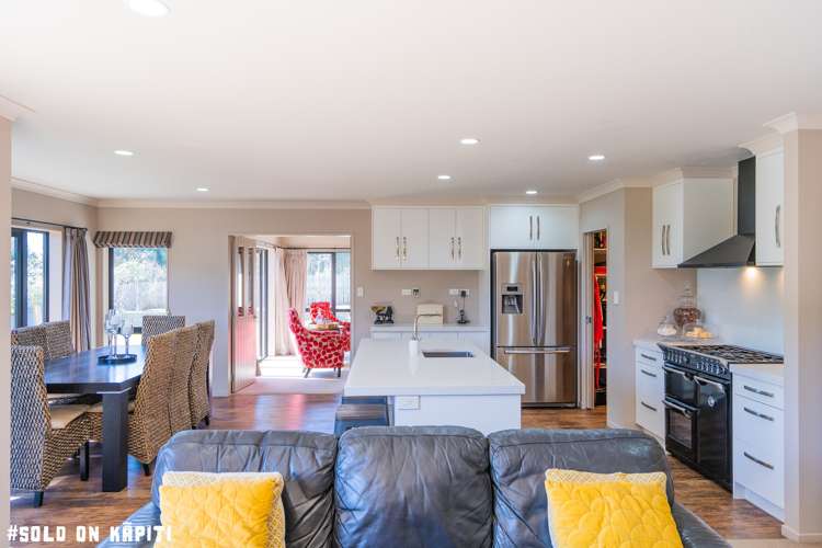 49 Kotuku Drive Paraparaumu Beach_1