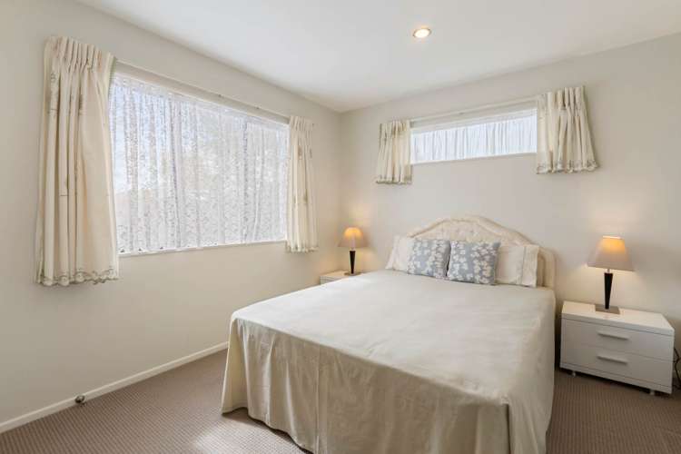 44B Bradbury Road Botany Downs_10