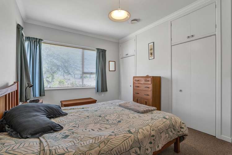 125 Seaview Road Westown_17