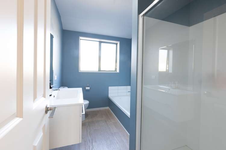 162 Main Street Oxford_14