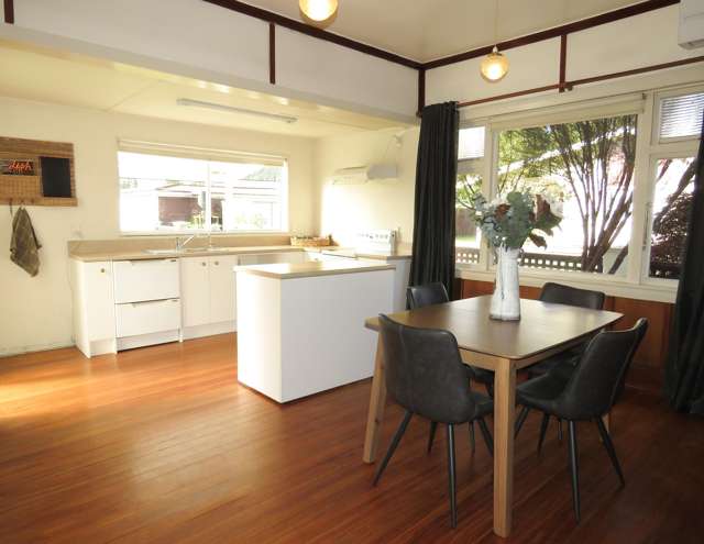 74 Church Street Reefton_3