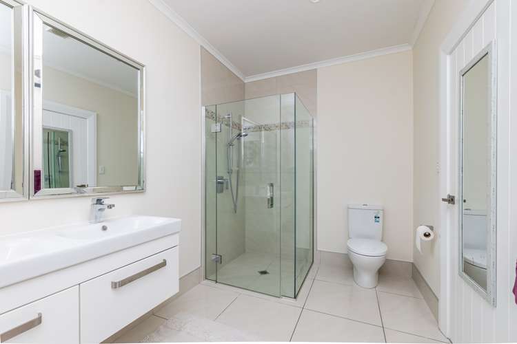 20 Kitchener Square Highfield_19