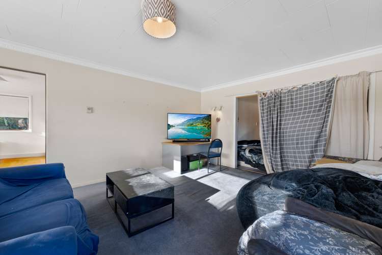 Units 1-3/91 Waikawa Road Picton_17