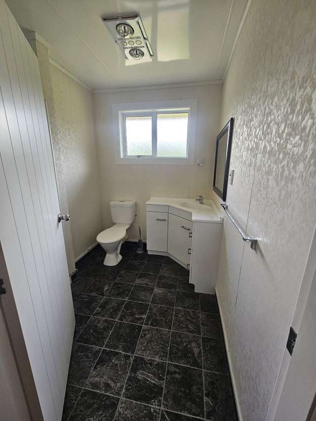 88 Howell Road Totara Valley_2