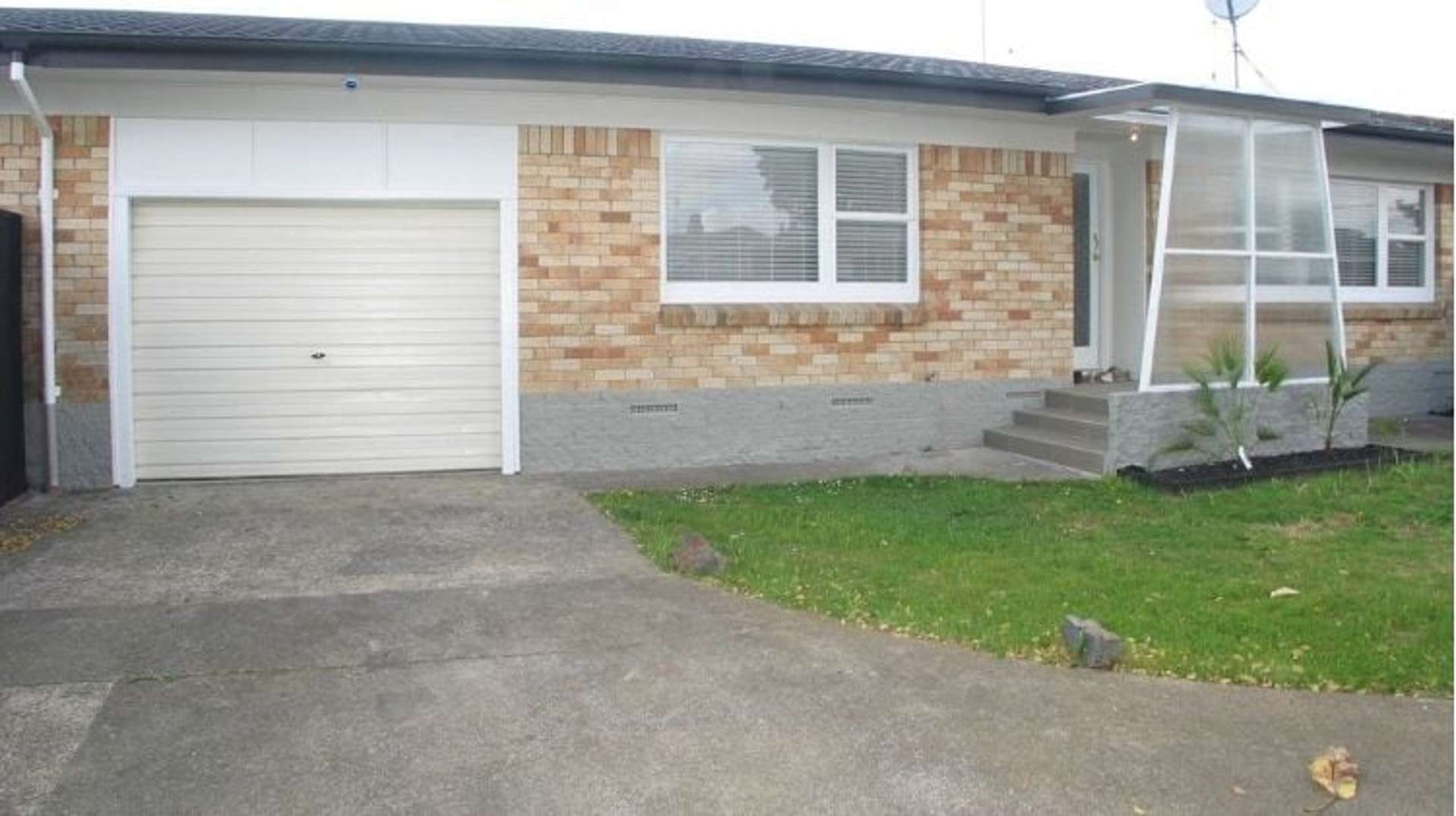 2/60 Tui Road Papatoetoe_0