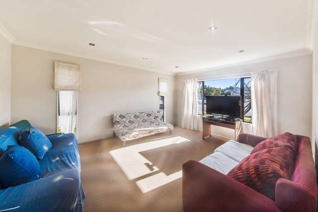 16 Mandival Avenue Flat Bush_1