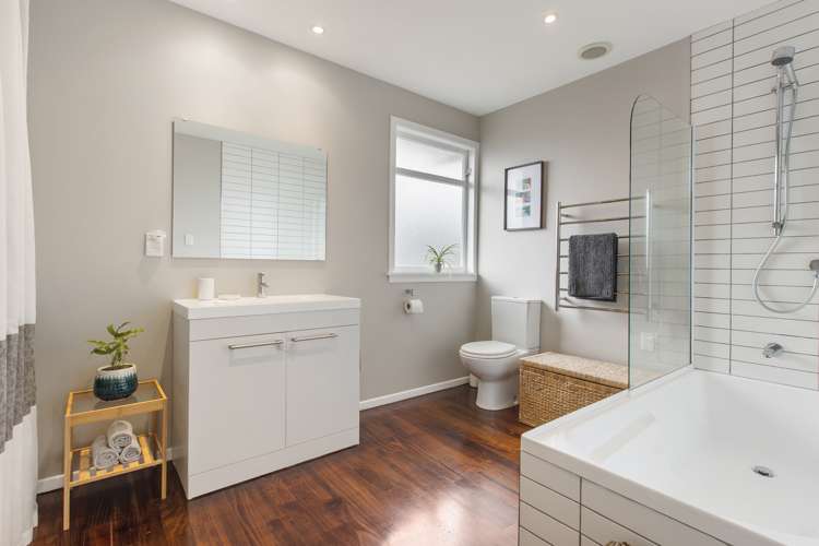 56 Paragon Avenue Beach Haven_11