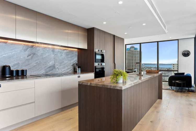 3401/10 Commerce Street City Centre_6