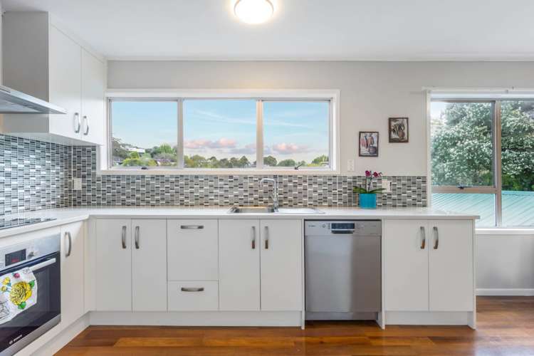 20 Macnay Way Murrays Bay_10