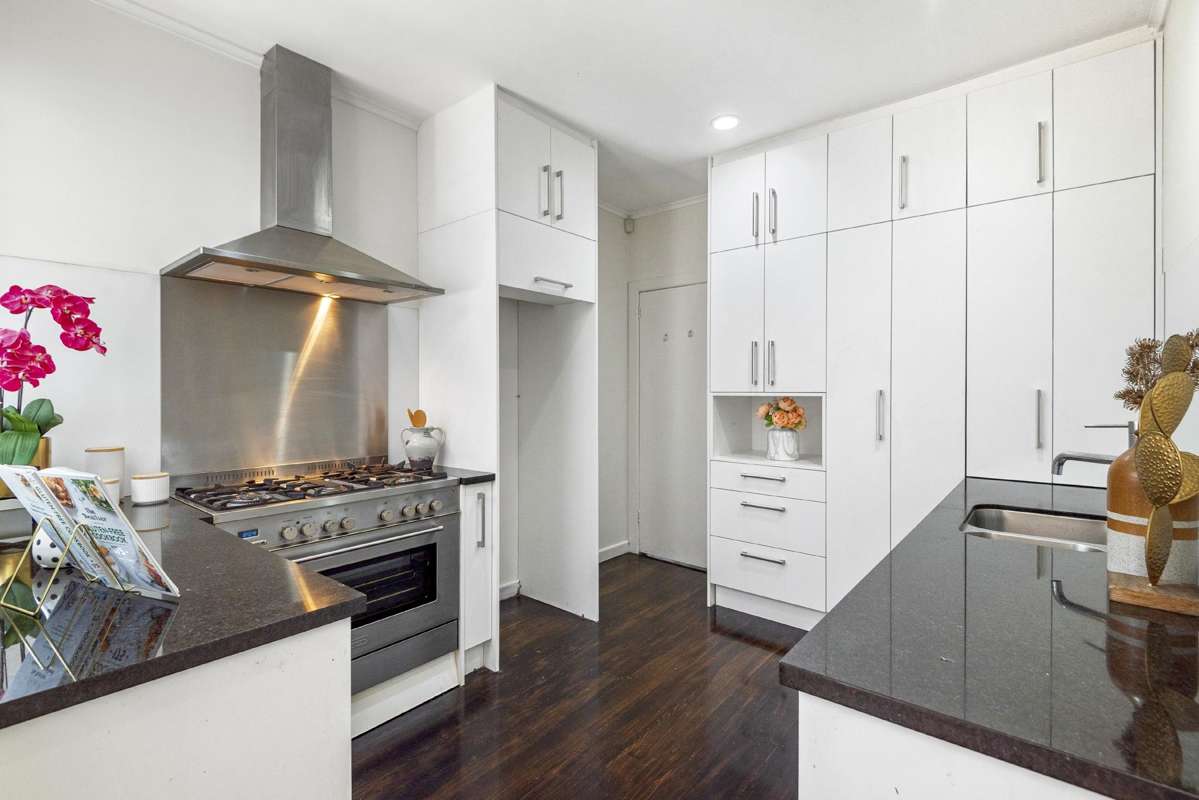 35 Hillsborough Road_3