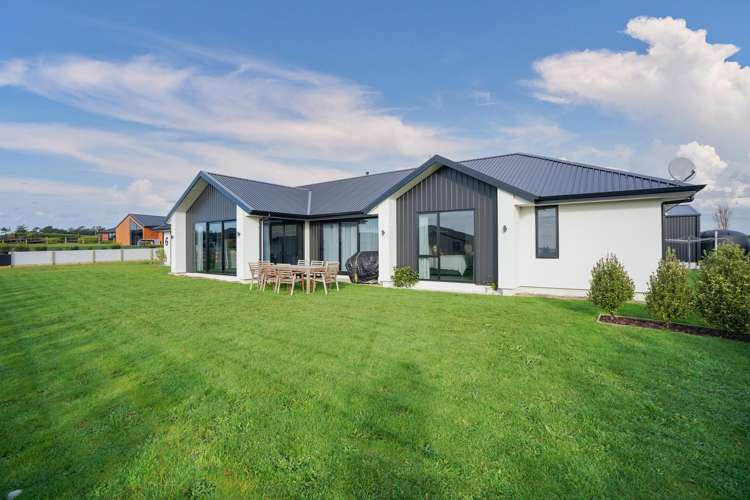 6 Chatham Rise Seaward Bush_40