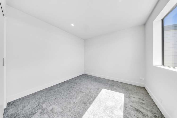 18B Sea Spray Drive Bucklands Beach_20