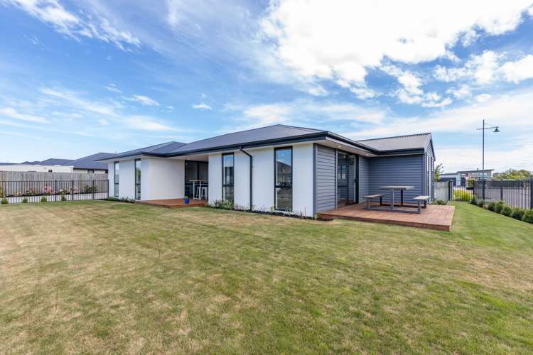 6 Awatere Street Pegasus_16