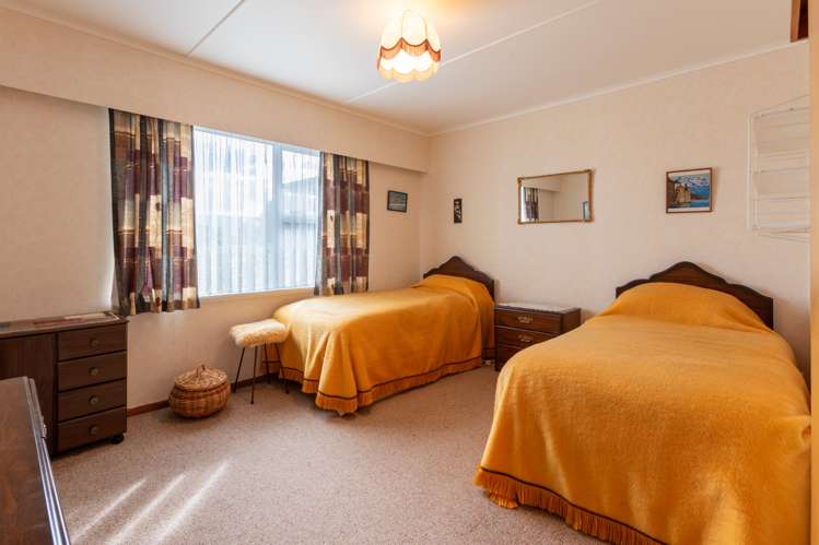 76 Guy Street Dannevirke_18