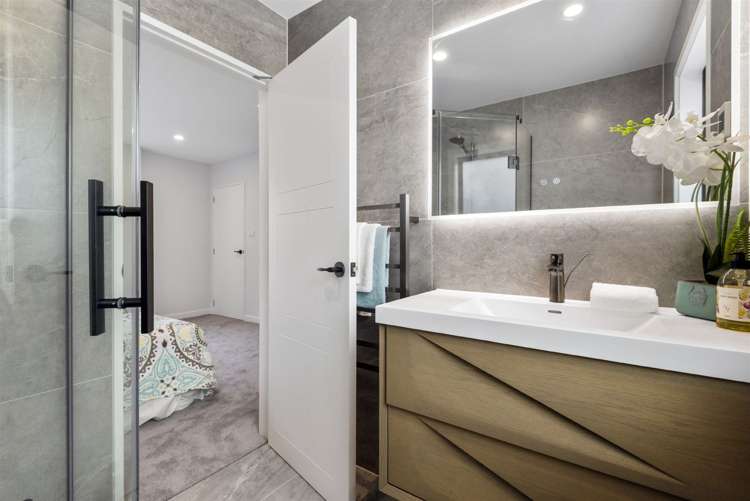 17c Heathcote Road Castor Bay_20