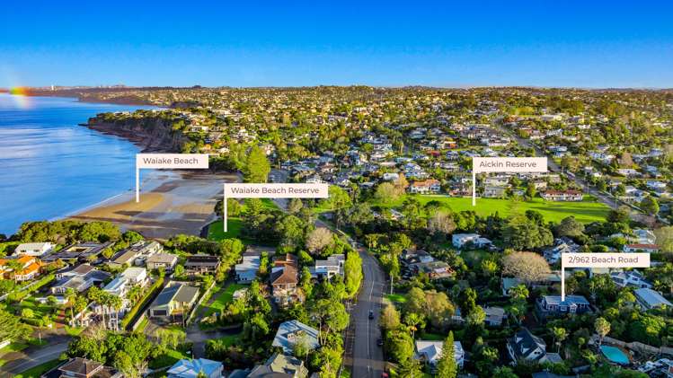 2/962 Beach Road Torbay_20