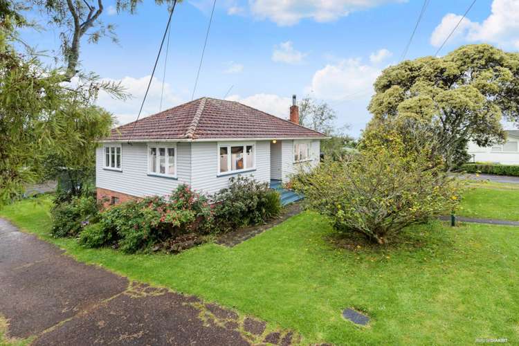 56 Fairmount Road Titirangi_16