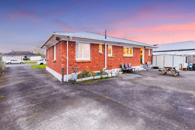 41 Sutton Crescent Papakura_15