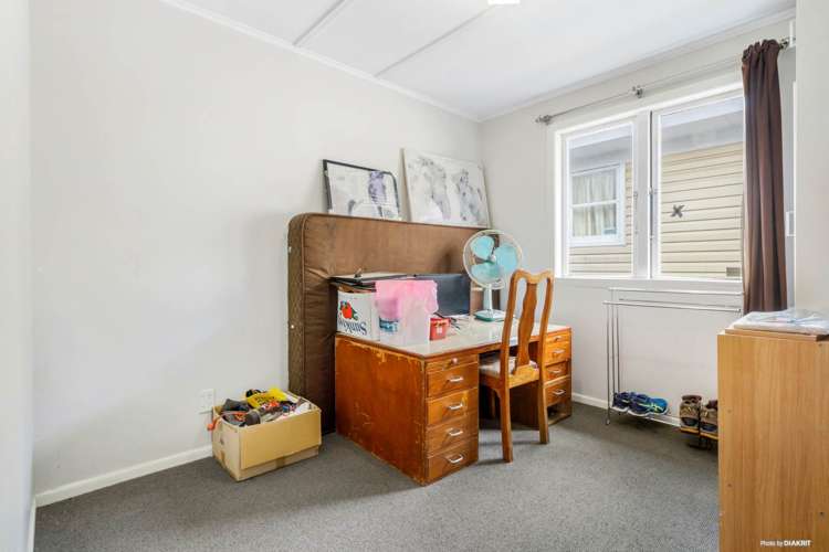 14 John Street Mangere East_9