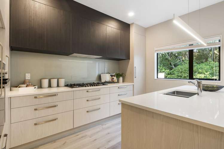 8 Tagish Way Orewa_7
