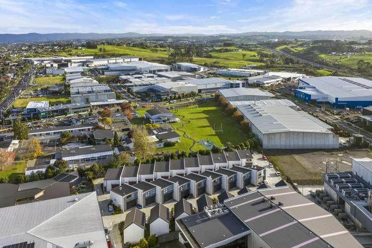 20/8 Laurenson Road Hobsonville_19