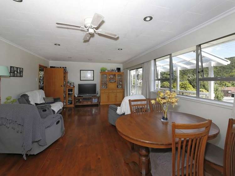 252 Waikawa Road Waikawa_7