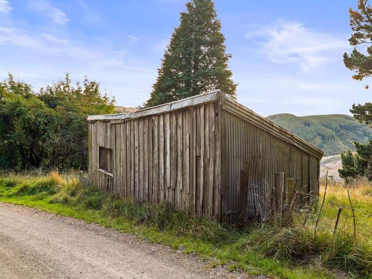 353 Blue Spur Road Lawrence_12