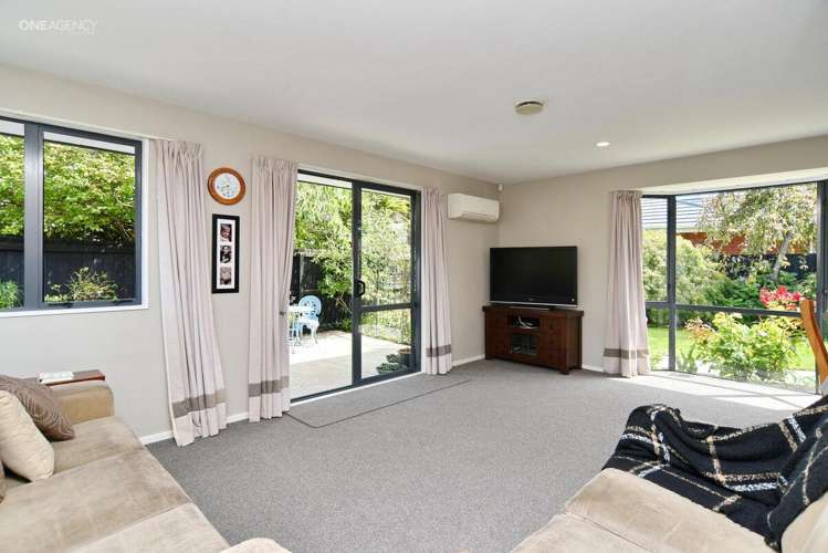 10a Wendy Place Heathcote Valley_1