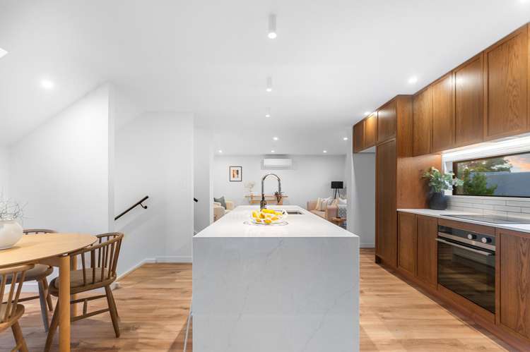 4/166 Chester Street East_2