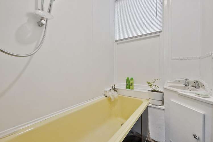 5 Paisley Avenue North East Valley_10