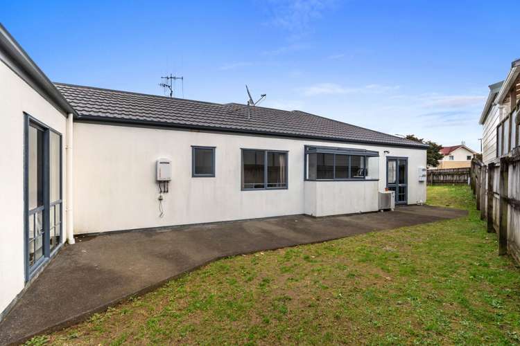 8 Howards Way Kamo_13