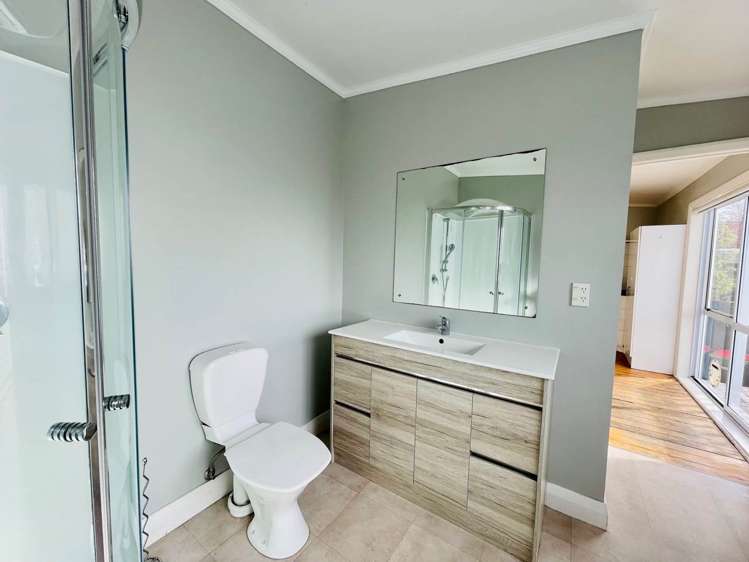 1/9 Miro Road Mangere Bridge_12