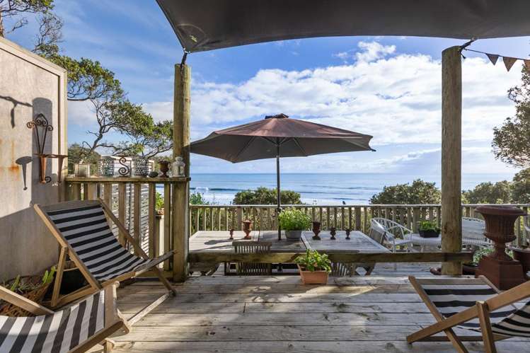 Wai-iti Beach Retreat Beach Road Waiiti_17