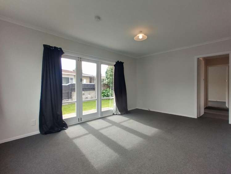 1/7 Mitre Grove Trentham_5