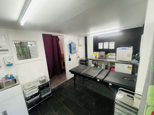 402 Heretaunga Street West Hastings Central_3