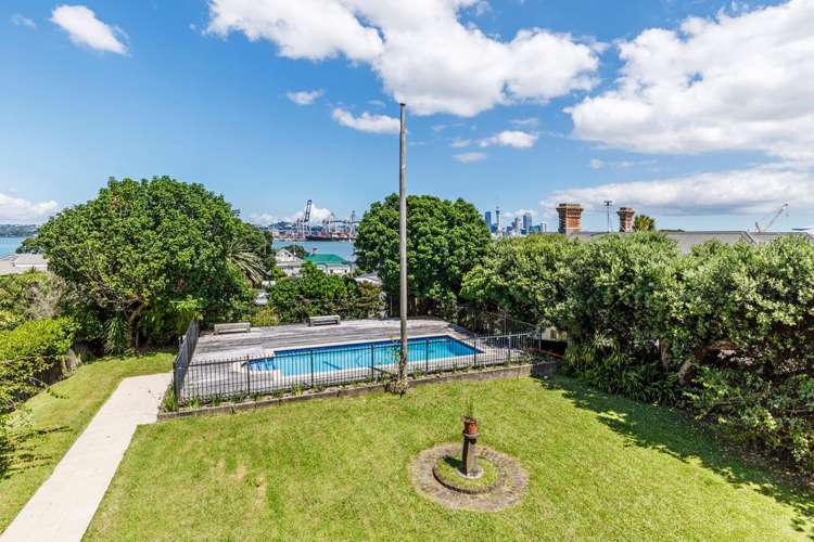 55 Clarence Street Devonport_14