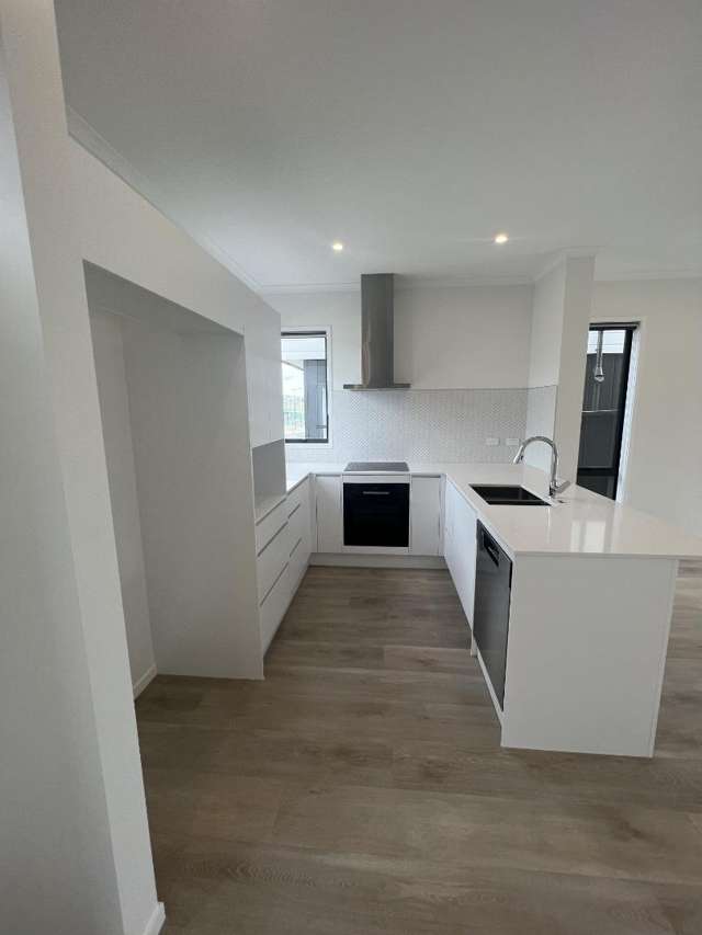 25a Henry Tayler Rise Wainui_2