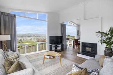 77 Easther Crescent_1