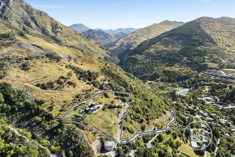 12 Crows Nest Road Arthurs Point_33