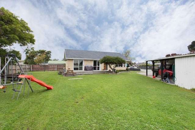 7 Pateley Lane Aranui_1