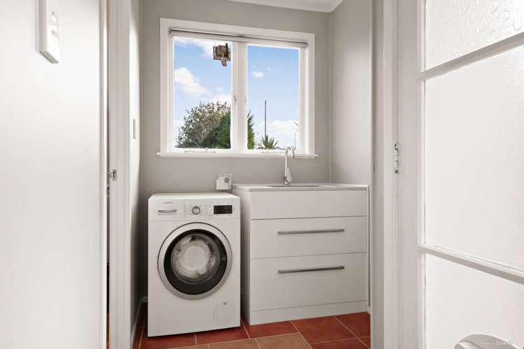 1 Edgerton Road Te Atatu Peninsula_7