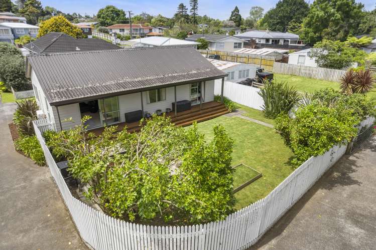 29a Chilcott Road Henderson_16