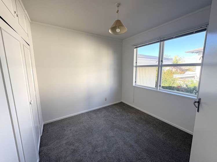 2/58 Clonbern Road Remuera_12