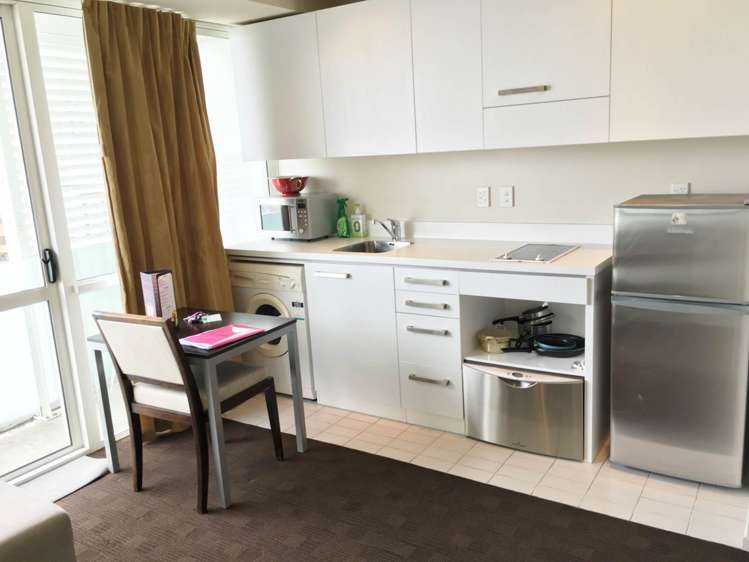 1506/10 Waterloo Quadrant Auckland Central_0